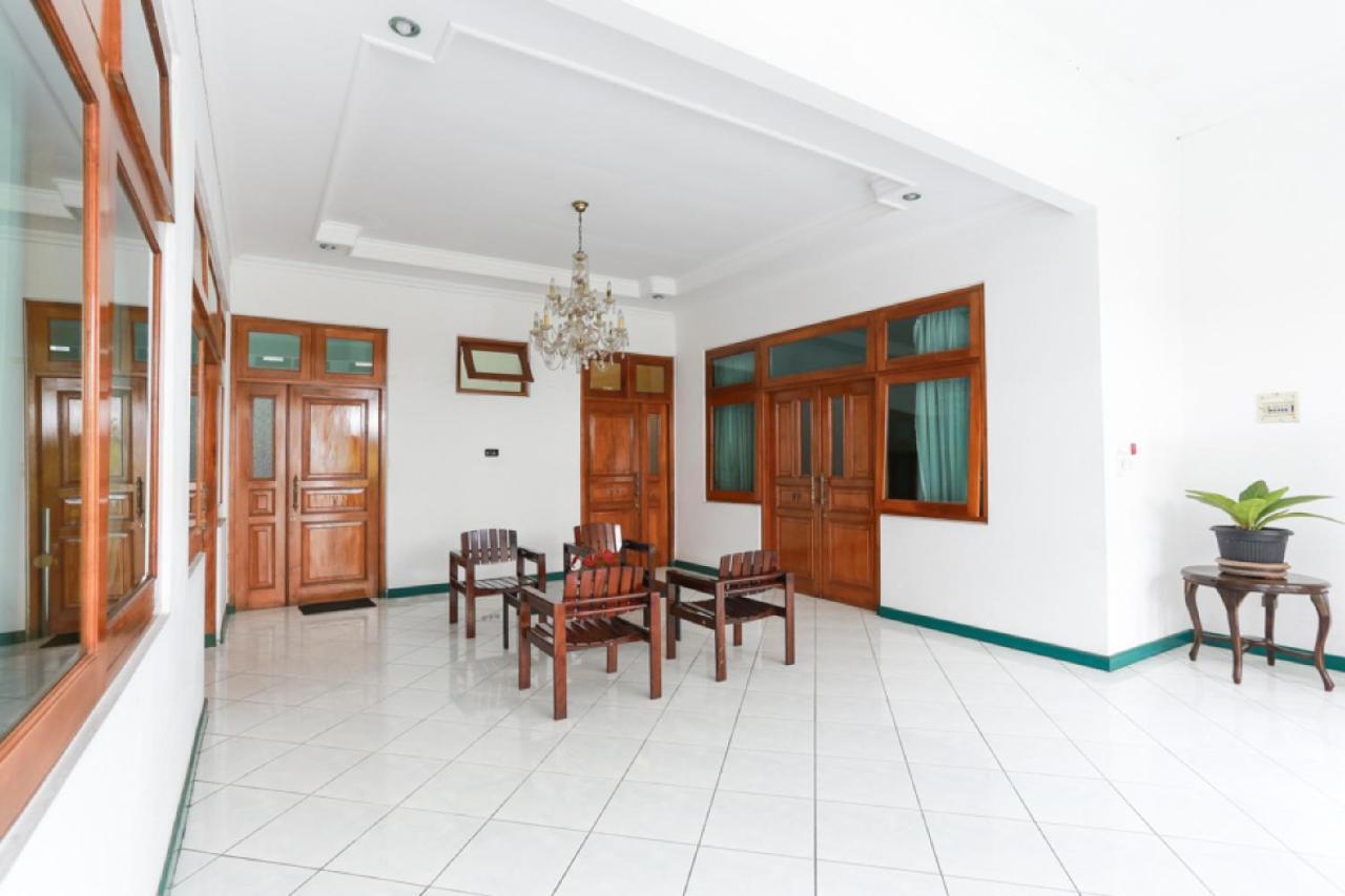 Reddoorz Syariah Near Alun Alun Magelang Bayeman Hotel Luaran gambar